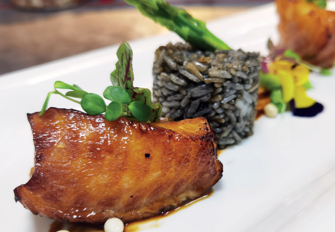 爆款菜｜银鳕鱼先腌再烤 味道鲜美