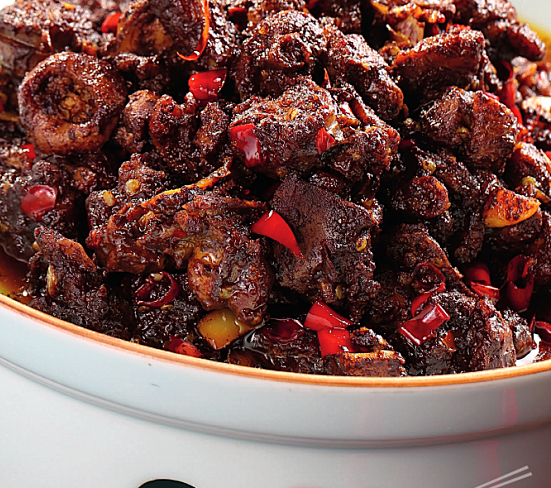 爆款｜为了这一碗血鸭，每天从定点农户家采购，再用秘法调制...