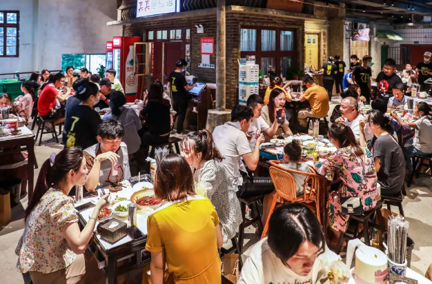 排号4万 等位2万 客流峰值6.8万 超级文和友4大人气产品揭秘