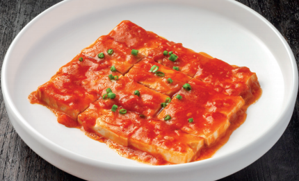 番茄烩豆腐加入灵魂老葱油 香而不腻