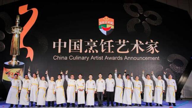 蔡小龙：擦亮中餐品牌