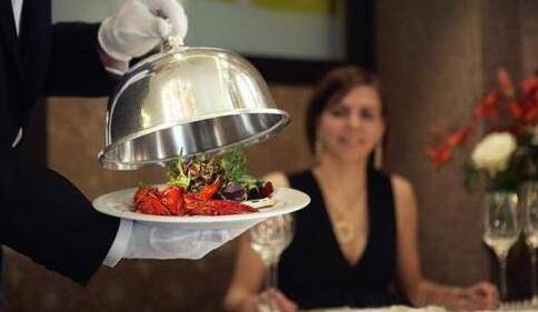 把握上菜速度，如何“先发制人”？