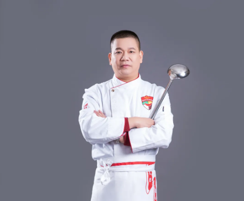 最受瞩目青年烹饪艺术家田仕强：常跑市场，淘回土火锅