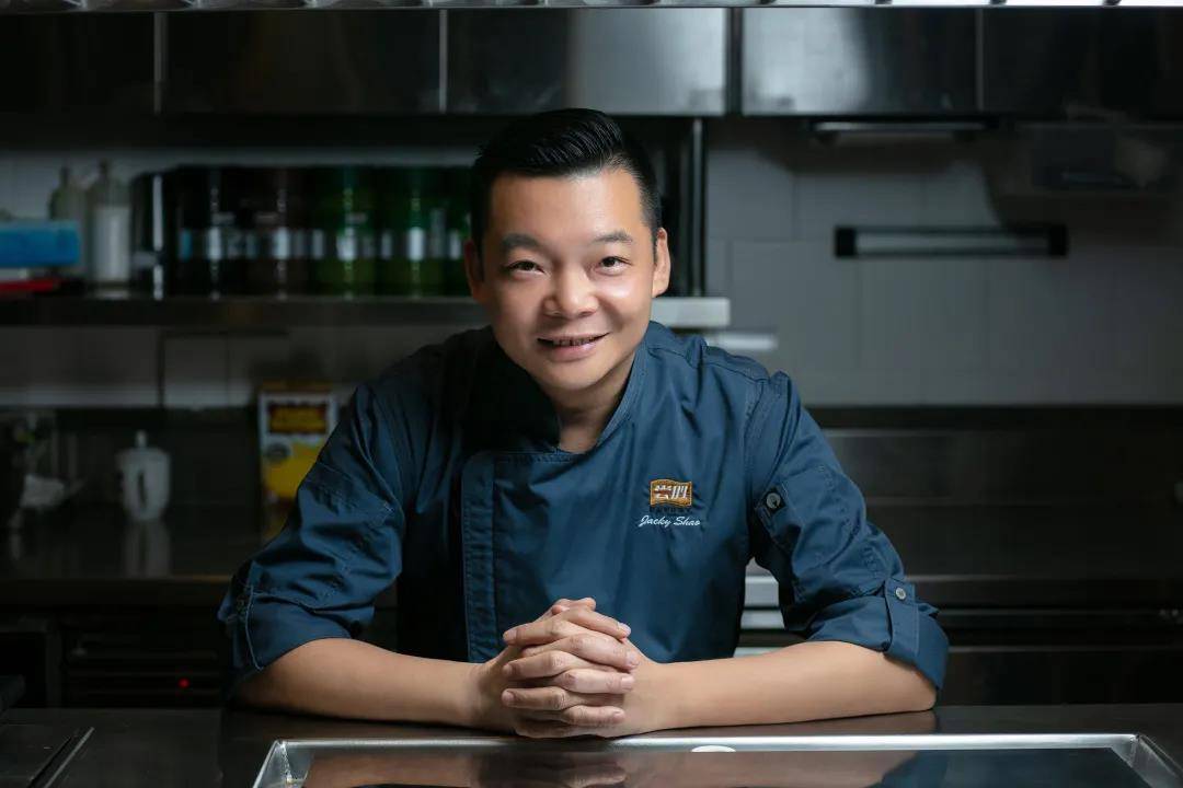 烹饪艺术家邵庆宏：保留老底子，融入新思路