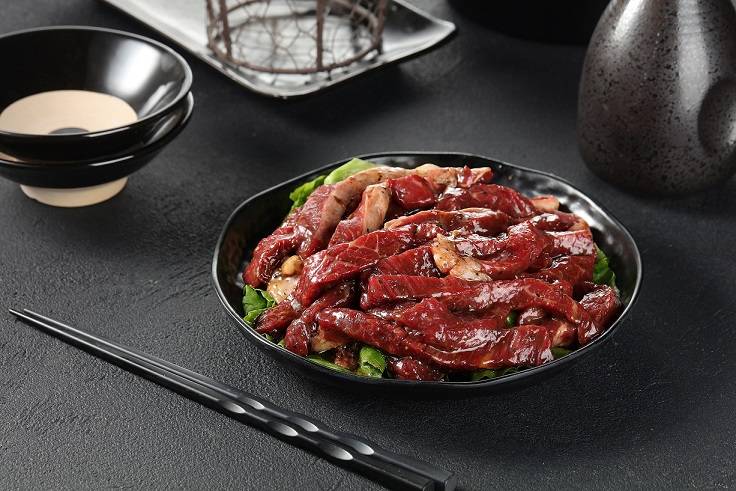 黑椒牛柳腌制与烤制