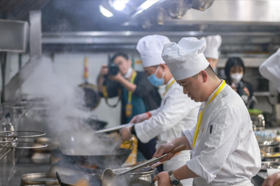 如何提升厨房人效?给你6招优解试试看