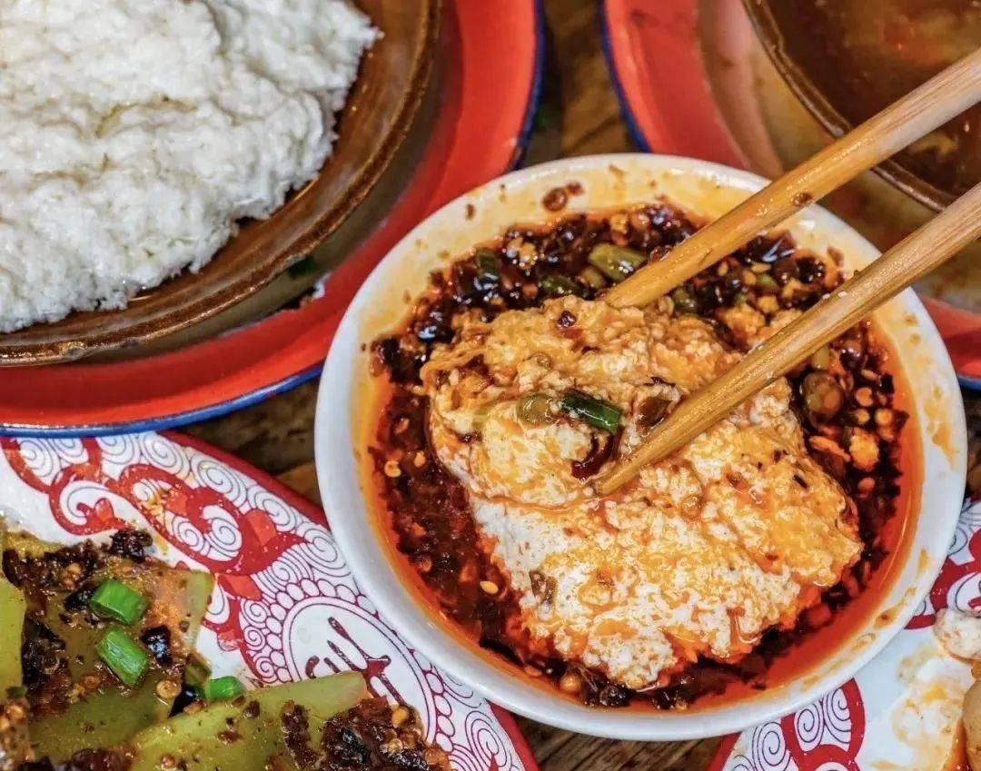 靠一碗豆腐脑每月净赚25万,餐饮人必学的小店经营思路