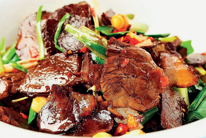 白辣椒酱牛肉