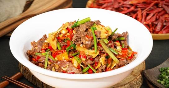 【江西小炒直播】烹饪艺术家试验室试做菜品：鲜炒黄牛肉