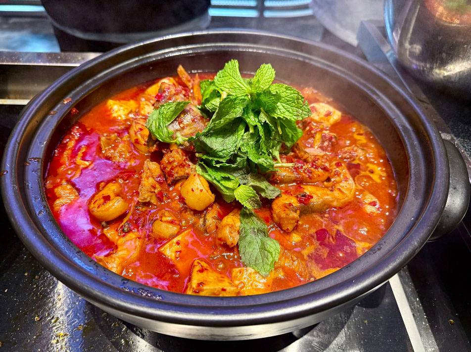【贵州山野菜】非遗辣子鸡和乌江豆腐鱼