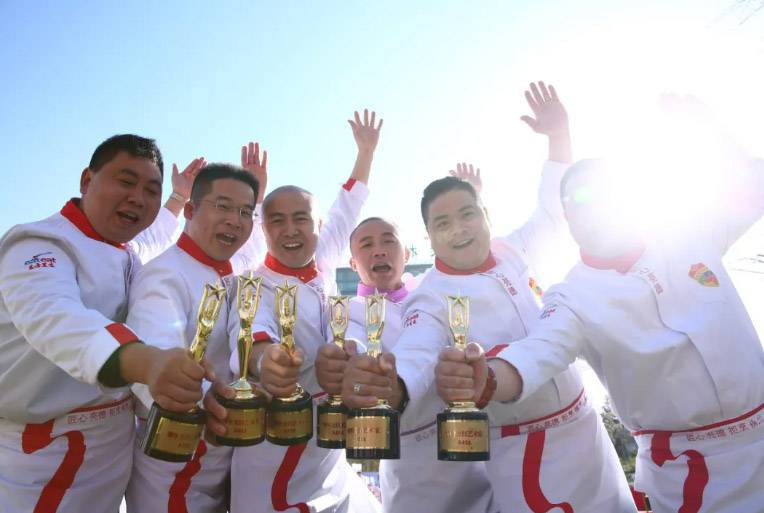 东方美食APP上线：烹饪艺术家认证查询分享系统