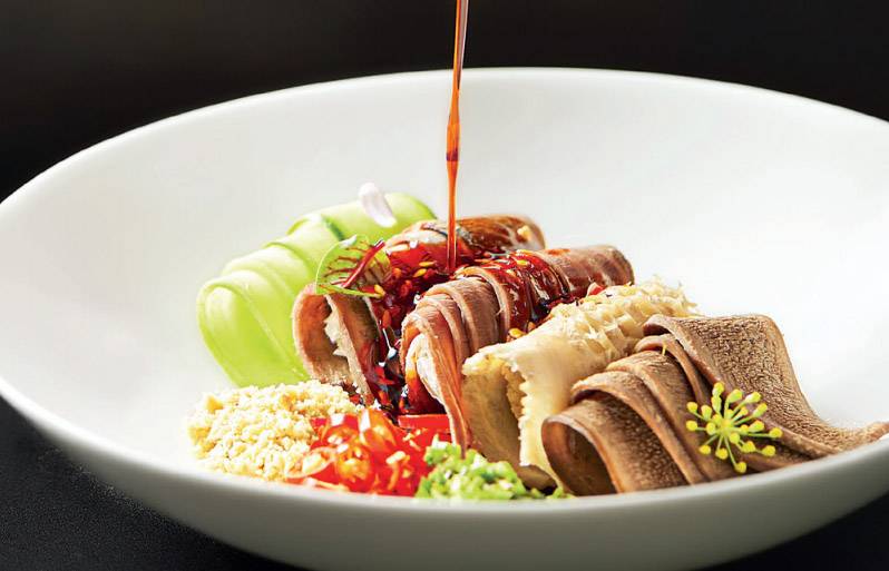 夫妻肺片：白卤锁鲜辣而不燥 